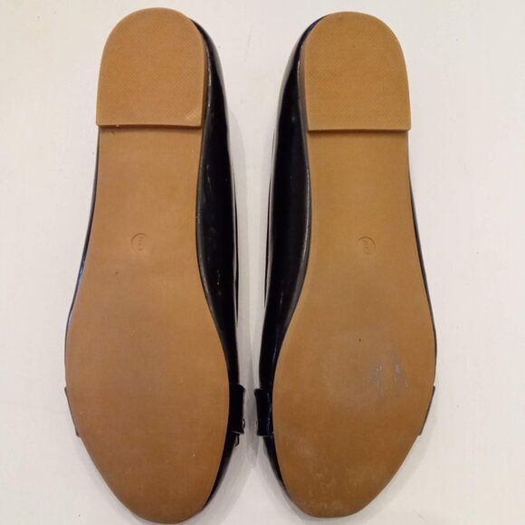 Vanessa Chen Ballet Flats SHOES size 9 Black Faux Patent Leather Gold Hardware - Picture 3 of 5